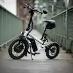 STEEREON - E-Scooter mit Sitz aus Köln