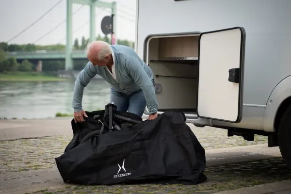 E-Scooter in Transporttasche